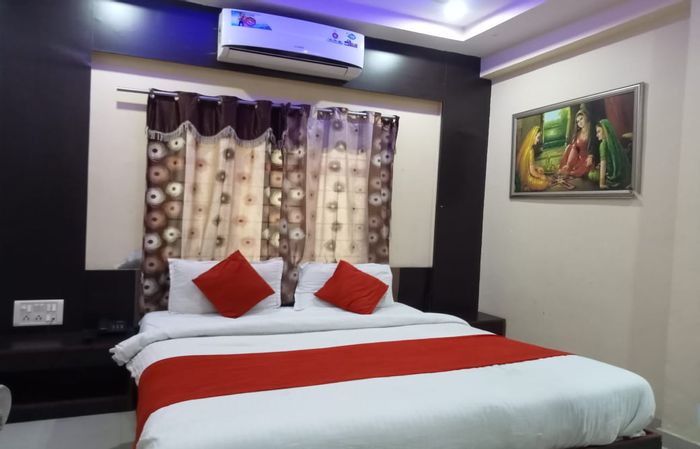 best hotel stay in hotel krishna palace vastrapur ahmedabad