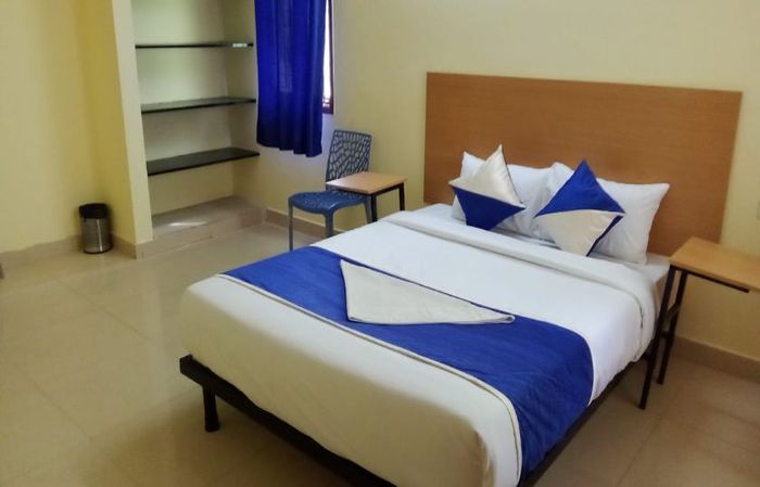 hotels for couple in dna hotels chennai