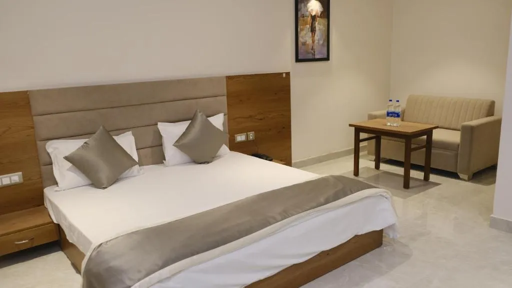 day time hotels in indraprastha inn lucknow